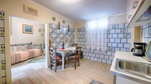 Feakia apartment 2