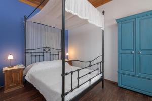 Villa Katingo Halki-Island Greece