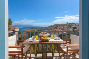 Villa Katingo Halki-Island Greece
