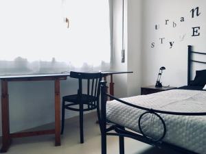 Heidi's Apartment img13