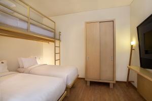 MaxOneHotel Tidar Surabaya