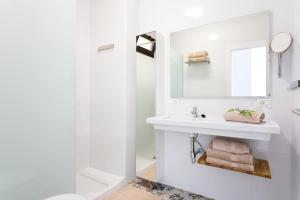 Las Américas Downtown : Prime location accomm.