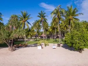 Sira Beach House - 塞姆博伦拉旺