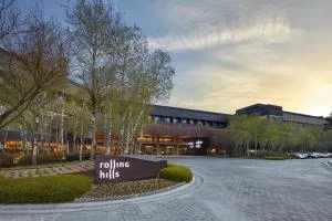 Rolling Hills Hotel - Yongin