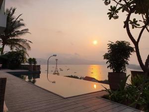 Oceanfront Villa Nha Trang B6