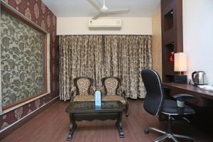 Hotel Rushabh Home
