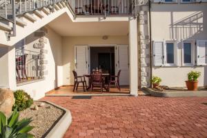 GF Apartments Li Seddi img60