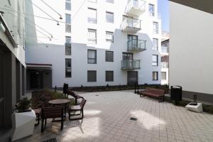 Golden Apartments OLD NOVA 60