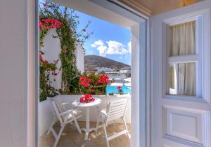 Chora Resort Hotel & Spa Folegandros Greece