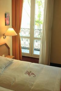 Hotels Hotel Foch : Chambre Double ou Lits Jumeaux - Non remboursable
