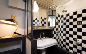 Hotels 1er Etage Marais : Chambre Double Deluxe