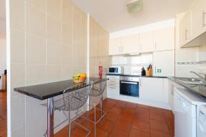 Sunshine Harbour 96 by Destination Algarve