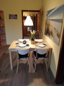 Strandnahe Ferienwohnung Duhnen - Garten, Strandkorb, 4 Personen