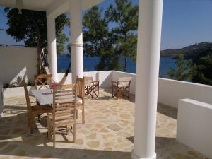 Villa Tourkopigado Leros Greece