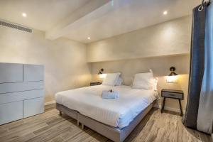 Appartements Residence Montaigne - Luxurious - 350m Palais - LRA Cannes : photos des chambres