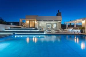 Ferienhaus Eden Villa near Lindos with Eco Pool & Jacuzzi Kalathos Griechenland