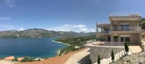 Ionion exclusive villa - Plataria