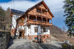 Pension Villa Hubertus Srebrna Góra Polen