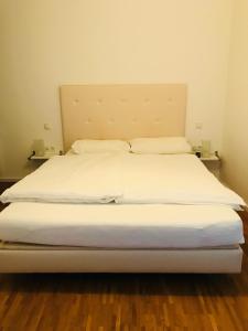 Modernes Apartment - NeustadtWeinstraße Stadt