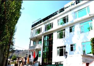 Hotel Green Leaf Srinagar