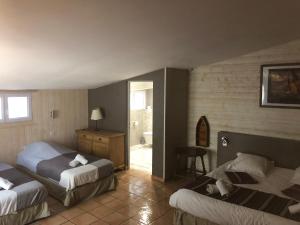 Quadruple Room room in Le Mas Saint Donat
