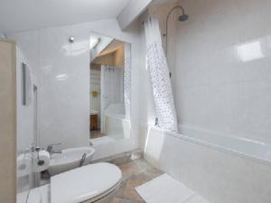 Appartements Les Citronniers : photos des chambres