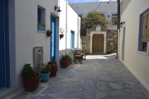 Studios Bourgos Naxos Greece