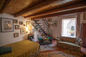 Familyholidays La finestra di fronte
