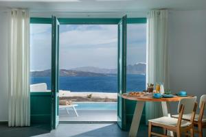 Avatar Suites Santorini Greece