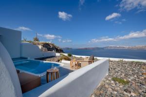 Avatar Suites Santorini Greece