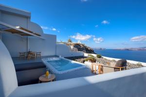 Avatar Suites Santorini Greece