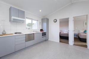 Foxton Beach Holiday Park
