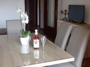 Two-Bedroom Apartment with Terrace room in Apartments with a parking space Pula - 10429