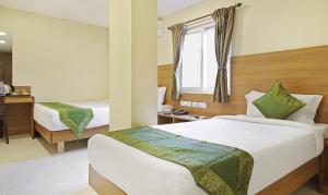 Itsy Hotels Jansi Residency