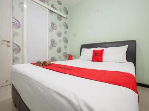 RedDoorz @ Raya Tidar