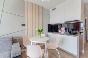 Apartment Pink Flamingo by Noclegi Renters