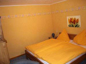 Standard Triple Room room in Landgasthof zum Sorpetal