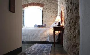 Drommire In Plassa E Clesia - Triei