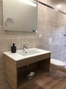 B&B / Chambres d'hotes LA FERME D'AIGUROLLES : photos des chambres