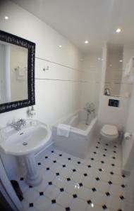 Hotels Le Grand Hotel Mont Dore : photos des chambres