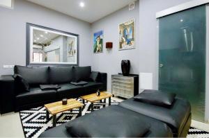 Luxury 3 Bedroom Apartment (Arcadia)