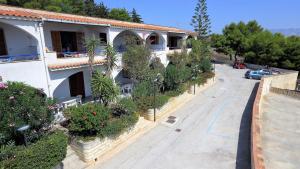 Holiday home for 5 people, 200 meters from the sea and free wi-fi