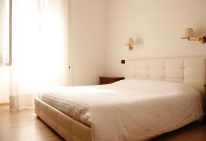 Double Room with Mountain View room in Hotel Venezia
