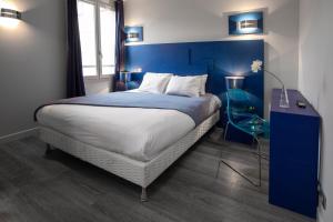 Hotels Hotel De Paris : photos des chambres