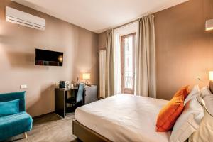 Junior Suite with Balcony