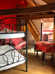Appartements et Chambres Le Vaumurier de Saint Lambert : photos des chambres