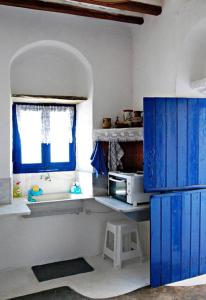 House with a garden in Kardiani village, Tinos Tinos Greece