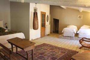 Maisons d'hotes LA DEMEURE Bed and Breakfast : photos des chambres