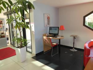 Hotels ibis Saintes : photos des chambres