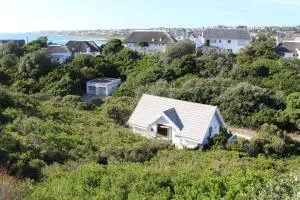 St Francis Cottage close to beach - Kromriviermond